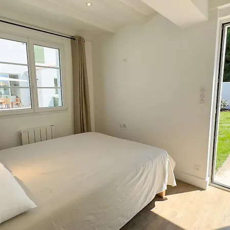 Villa De Luxe Avec Piscine Pour 12 Personnes La Couarde-sur-Mer