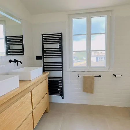 De Luxe Avec Piscine Pour 12 Personnes Villa *